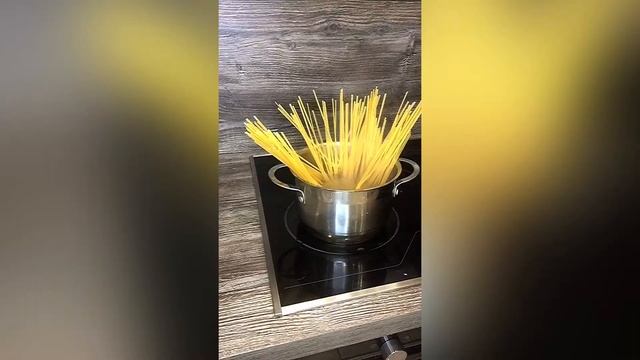 Вкусный ужин ) Паста с мидиями и соусом песто ) смотреть онлайн