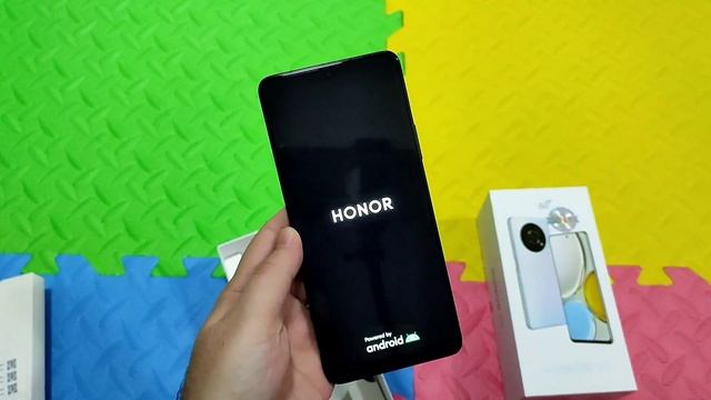 Honor X9 5G unboxing and First Look смотреть онлайн