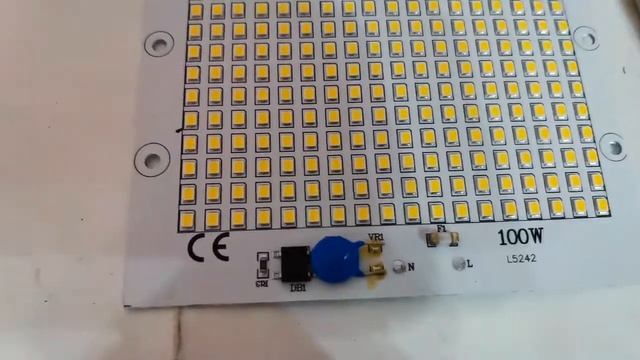 Прожектор 100 Вт, замена светодиодной матрицы смотреть онлайн