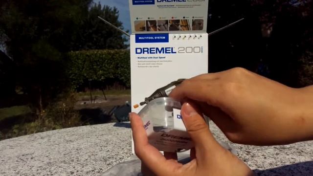 Dremel 200 - Unboxing смотреть онлайн