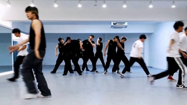 ATEEZ - ‘Guerrilla’ Dance Practice Mirrored [4K]