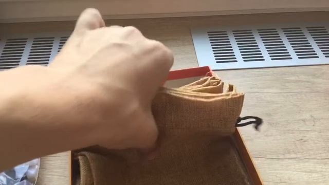 Распаковка настольной игры "Жадюги" смотреть онлайн