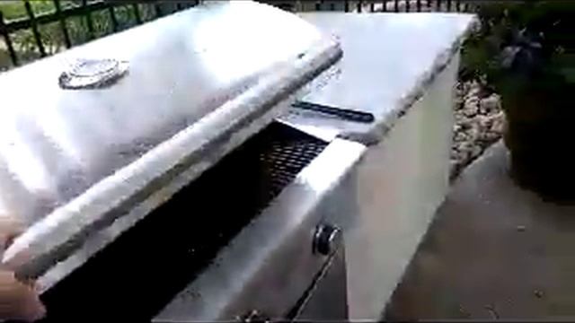 Гриль во дворе у Ларисы-Орландо смотреть онлайн