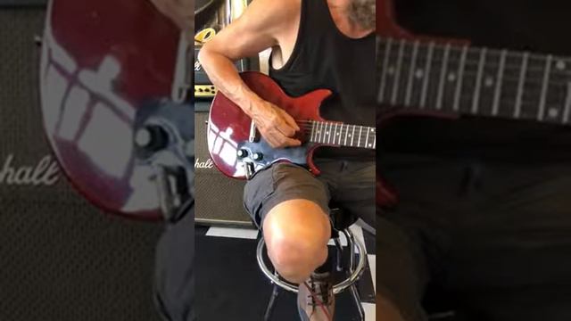 1964 Gibson Melody Maker-MTQ смотреть онлайн