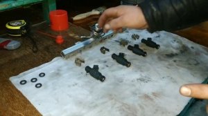 Замена уплотнительных колец топливных форсунок.