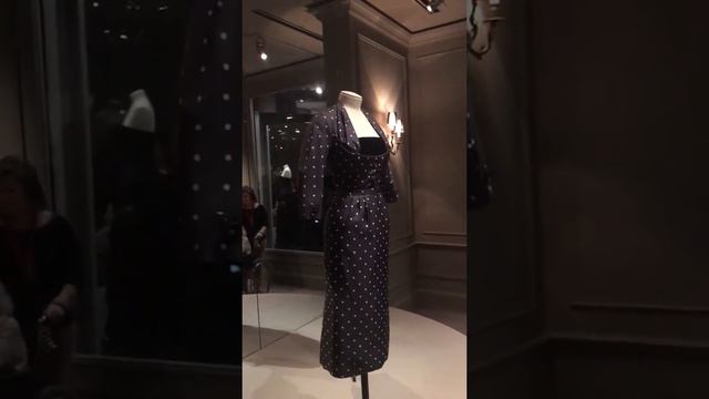 Beautiful Dior at the Melbourne National Gallery Victoria NGV смотреть онлайн