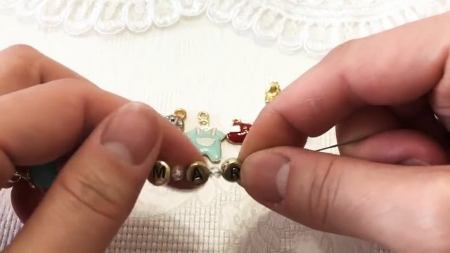 Именная булавка брошь от сглаза своими руками. Түйрегіш көз моншақ. DIY смотреть онлайн