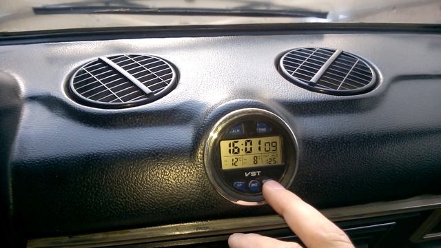 Часы в салон ВАЗ 2106 (классика), тюнинг часов, замена стоковых часов смотреть онлайн