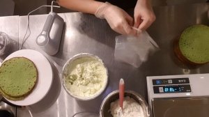 Торт фисташка с малиной