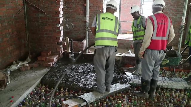 First ecobrick pour at The Ridge V&A Waterfront смотреть онлайн