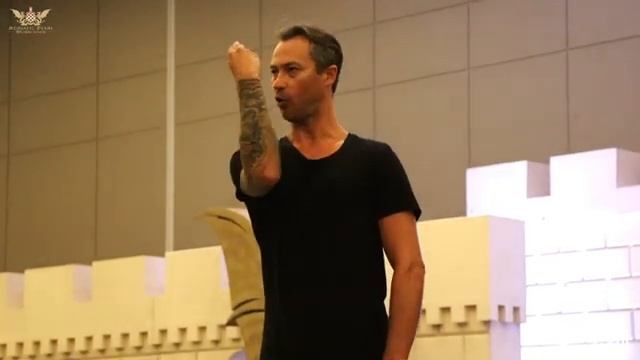 Arm's styling in latin dance | Sergey Surkov | Dance lesson 2019 смотреть онлайн