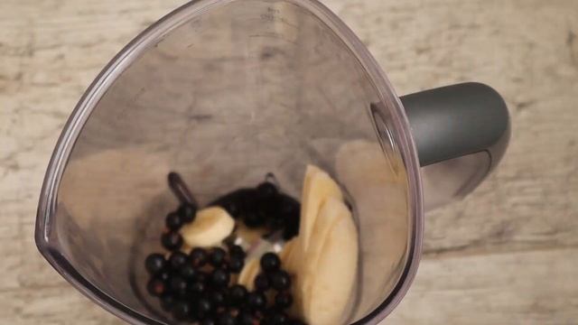 Смузи из смородины и банана смотреть онлайн