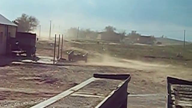 Буря под Хулхутой (респ. Калмыкия) смотреть онлайн