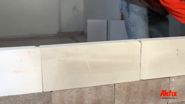 962 КЛЕЙ-ПЕНА ДЛЯ КИРПИЧА И ГАЗОБЛОКОВ ПОЛИУРЕТАНОВАЯ | Akfix 962P