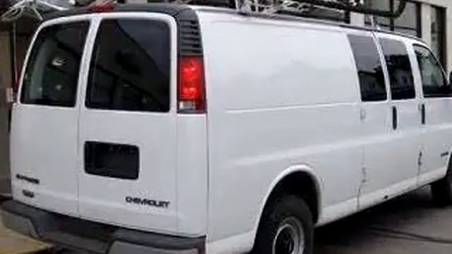 SOLD - 2000 Chevrolet Express Cargo E 03246 Irwin Motors смотреть онлайн