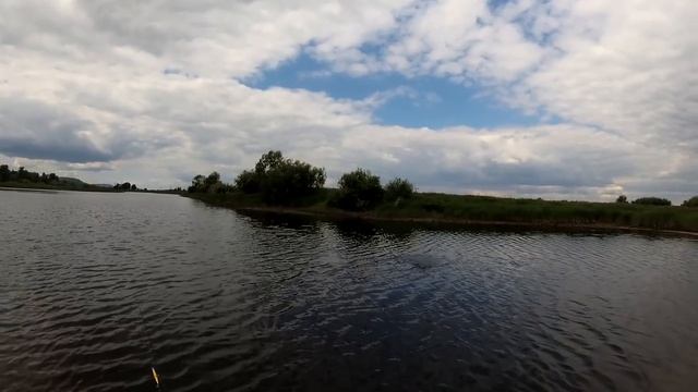 Взял Жену на рыбалку и она!!! Просто сказка, рыбалка на спиннинг смотреть онлайн