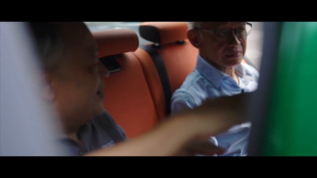 Meeting Singapore racing legends Leslie Chang and William Lyou with the BMW M3 & M4 Competition смотреть онлайн