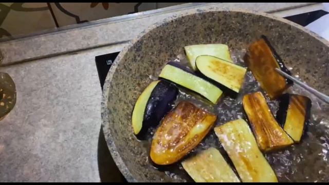 БАКЛАЖАНЫ 🍆🍆 ПО АРАБСКИ (Мутабак).. ВКУСНО & СЫТНО 😋