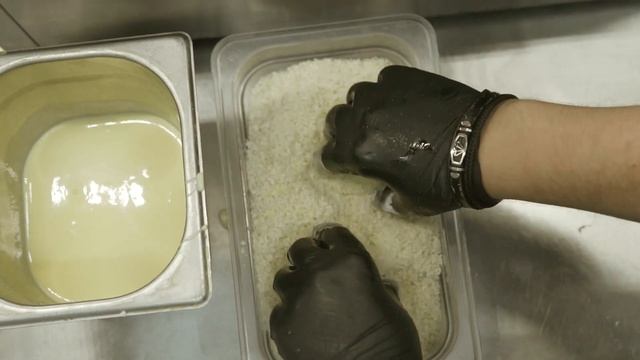 Рецепт приготовления Салата с морепродуктами. Ресторан KARIN. Отель Four Elements Perm |Пермь смотреть онлайн