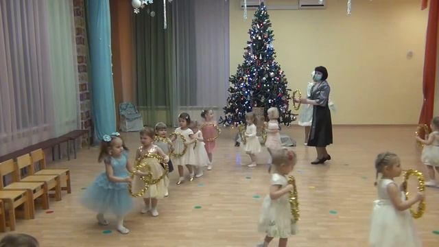 Новогодняя кутерьма!!!!! смотреть онлайн