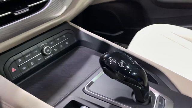 Haval F7 SUV Walkaround At 2020 Auto Expo | MotorBeam हिंदी смотреть онлайн