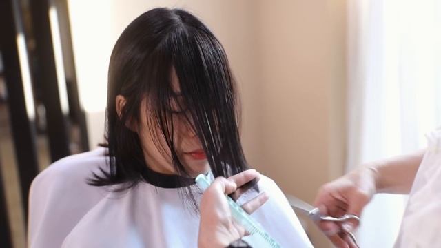 SUB) 집에서도 전문가처럼 사이드뱅 자르는 법 / 여신 앞머리 커트 смотреть онлайн