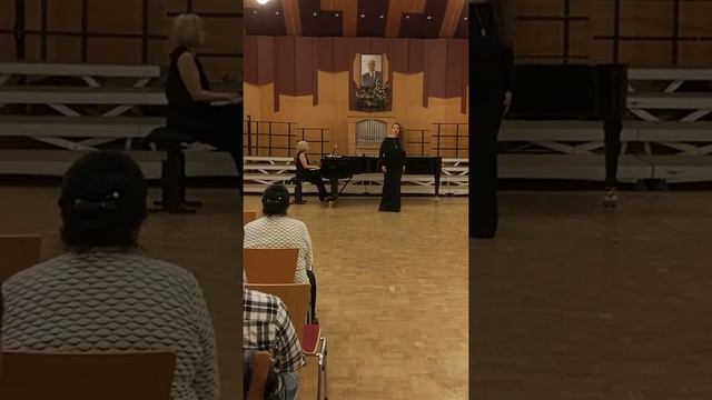 Римский-Корсаков Н.А. - Ария царевны лебедь "Сказка о царе Салтане" (исп. Варвара Федотова) смотреть онлайн