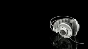 Allan Taylor - Colour to the moon