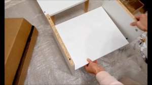 Как собрать прикроватную тумбу Lito