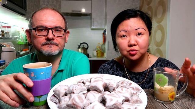 МУКБАНГ домашние пряники/ Поем и веселимся! Как Миша Прыгнул с корабля- Смотрите! / MUKBANG cake смотреть онлайн