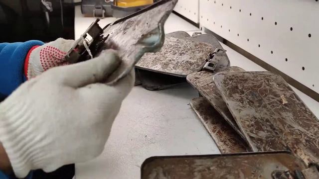 Лючек бензобака газ 3110 31105 31029
