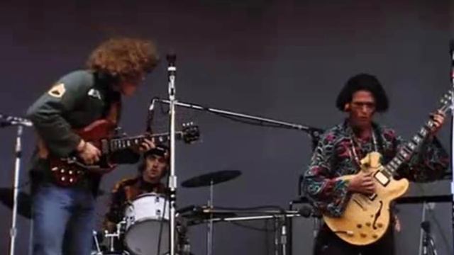 Eric Burdon & The Animals - Monterey - Monterey Pop Festival Slideshow - 1967