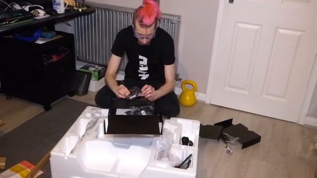 AOC Agon 4 Pro AG324UX Unboxing смотреть онлайн