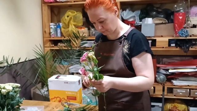 Букет невесты из роз { СУРДОПЕРЕВОД } Ярко и необычно. | Свадебный букет с учетом стиля свадьбы смотреть онлайн