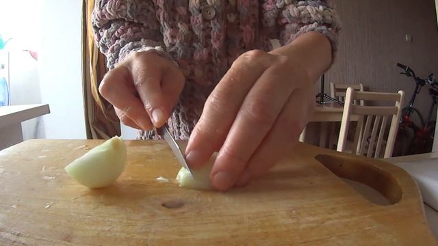 На кухне Лук довел до слез Варю овощной суп смотреть онлайн