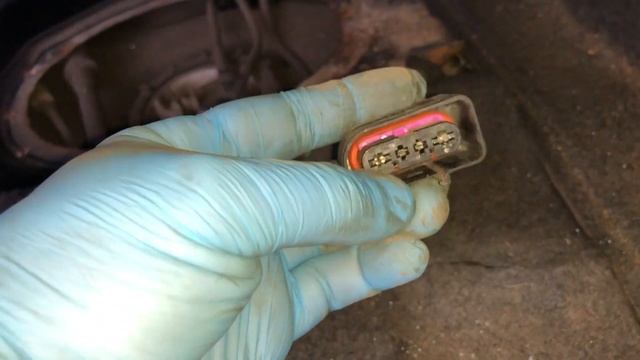 Audi A4 B6 1.6 crank no start, не заводится ! смотреть онлайн