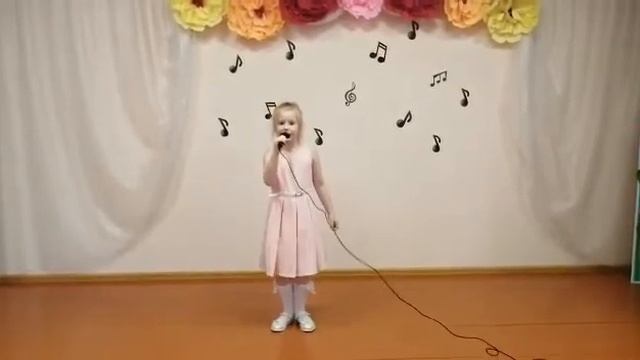 "Бабка Ежка"Атрощенко Василиса 7 лет детский сад "Сосенка". смотреть онлайн