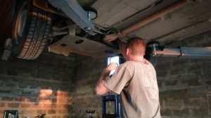 Замена датчика уровня масла.