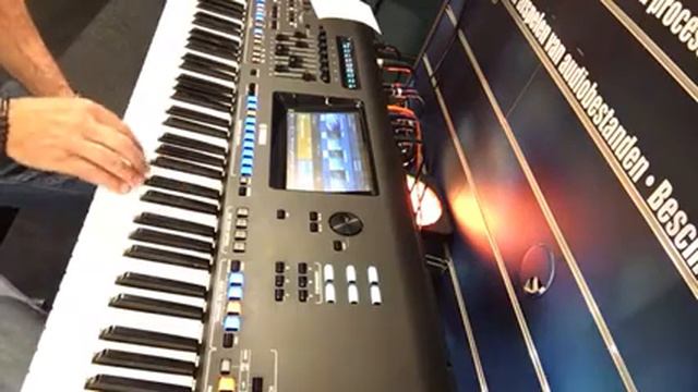 Michael Jackson mix by Peter G on Yamaha Genos смотреть онлайн