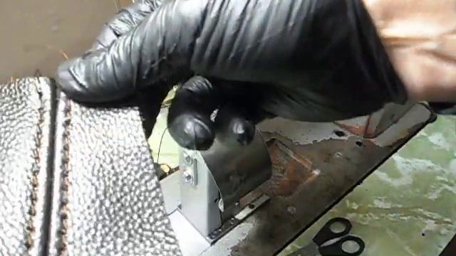 Колонковая одноигольная промышленная швейная машина ПМЗ-2324 класс смотреть онлайн