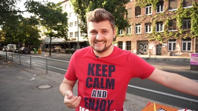 Самая острая сосиска Curry Wurst из Берлина / 7 миллионов сковиллей