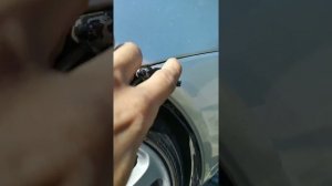 Как снять бампер на  Калине(первого поколения).