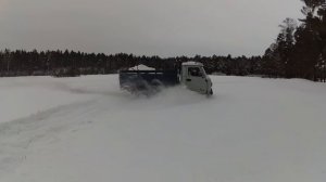 УАЗ 3303 «головастик» ТД 27Т по снегу./ The work of self-extractors UAZ TD27T.