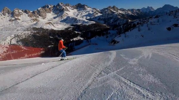 SKI CARVING SKIING FREESKIING 2022 PASSO SAN PELLEGRINO HEAD SKI Slope 3,5 km LA VOLATA