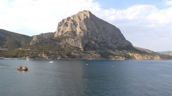 Они прыгают прямо оттуда!!! Тропа Голицына. Крым.