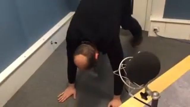 Producer Ben's Down Dog Yoga pose - if he can do it so can you!!! смотреть онлайн
