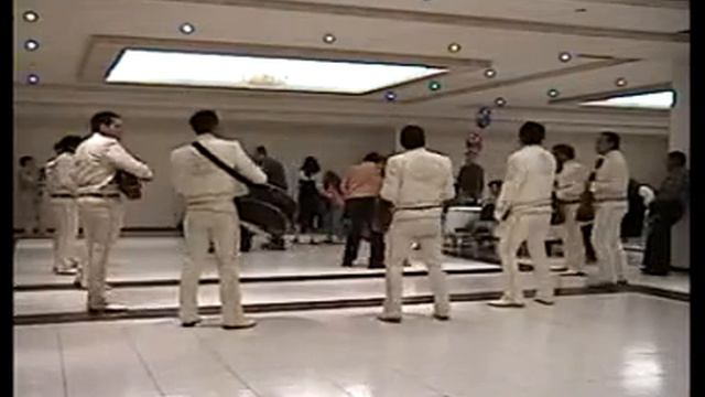 Disk 12 - Part 13/14 - Mas Papa Cumpleanos, Ricardo