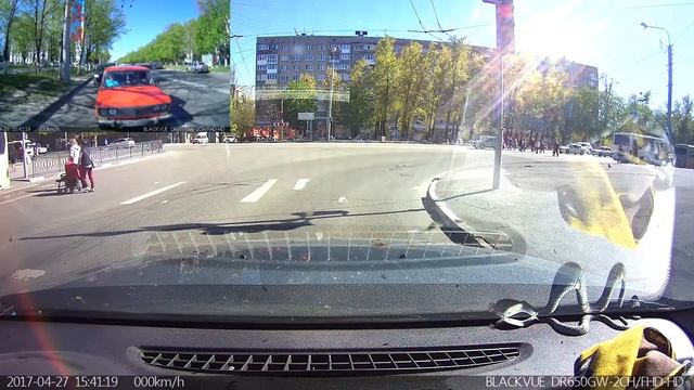 2в1 - проезд на красный и поворот направо из левого ряда смотреть онлайн