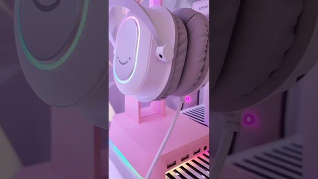 As-light-and-comfy-as-a-feather USB RGB headset #gaming #fifine #pink смотреть онлайн