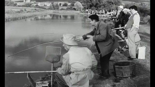 Неподражаемый Луи де Фюнес! Настоящий рыбак! :)